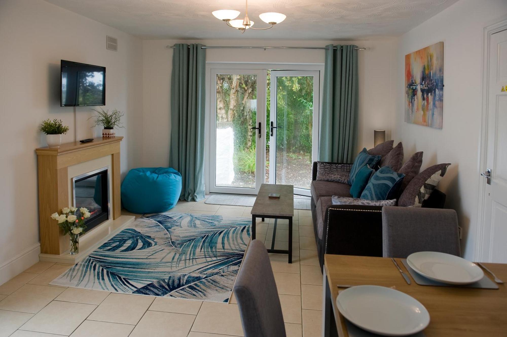 Mountain View Apartment - Short Drive To Beaches Bryngwran Buitenkant foto